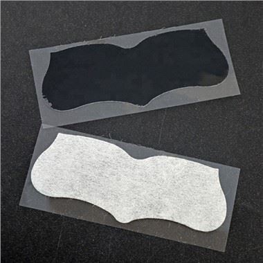 Видалення вугрів із смужки носа