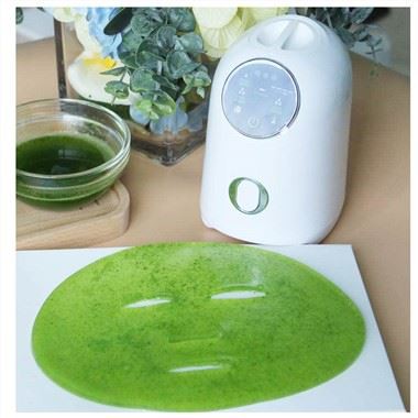 Натуральна маска для обличчя